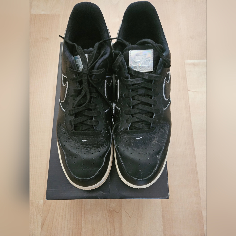 Nike Air Force 1 '07 LV8 Black/White/Iridescent 11.5